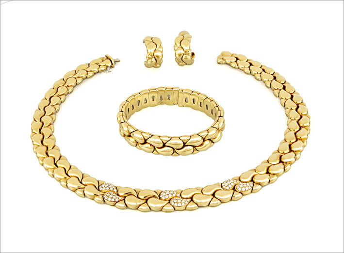 Parure di Chopard, collezione Casmir, in oro giallo 18 carati e diamanti