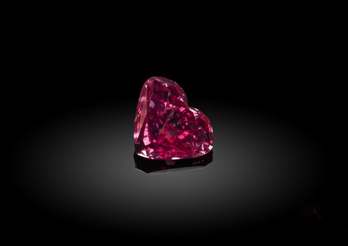Diamante rosa-violaceo (vivid purplish pin) estratto nella miniera di Argyle