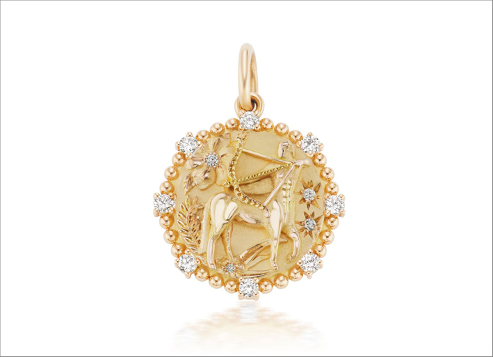 Medaglione Sagittario in oro giallo e diamanti