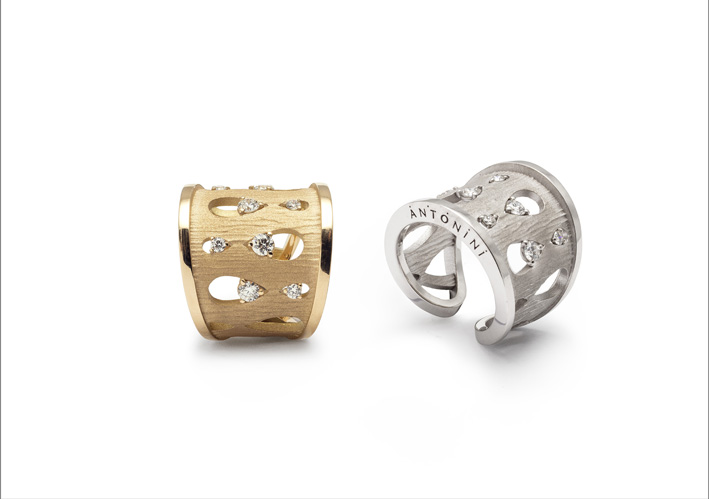 Antonini, anelli in oro satinato della collezione Anniversary100