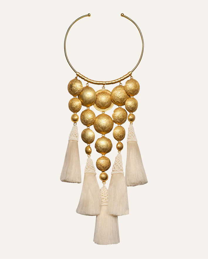 I tropici addosso con Johanna Ortiz 4 Collana in ottone, vetro, fibre