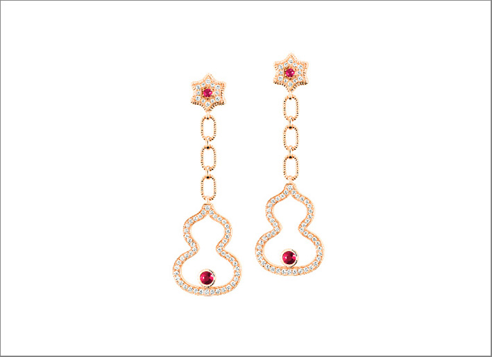 Orecchini Wulu in oro rosa 18 carati con diamanti e rubini