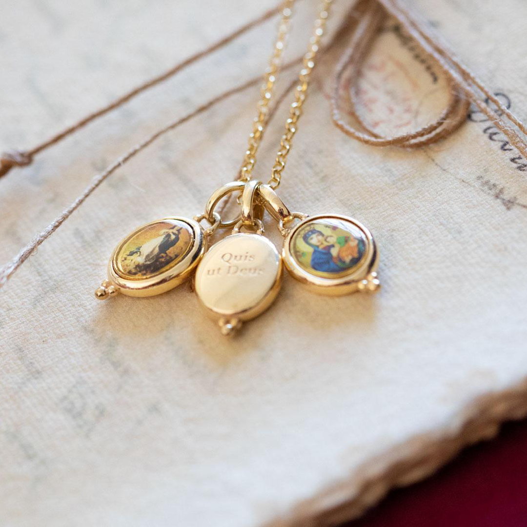 Collana con ciondolo dipinto