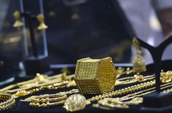 Oro e gioielli esposti a Dubai
