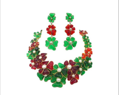 Parure collana e orecchini Augustin