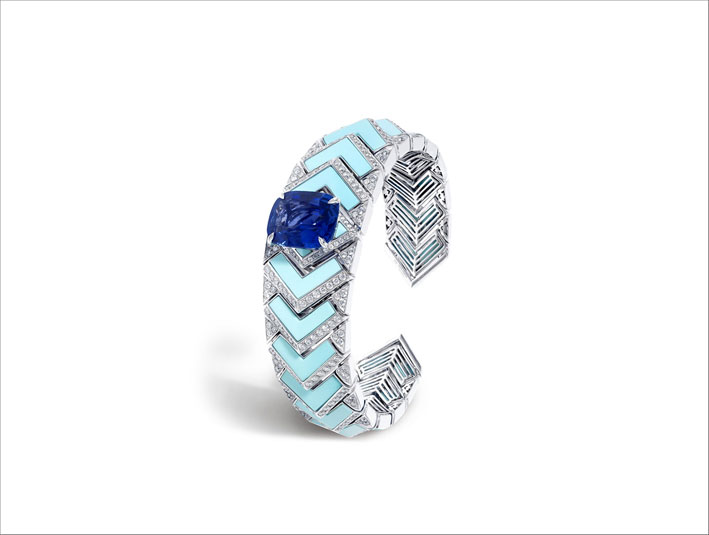 Bracciale Tetras in oro bianco, turchesi, diamanti e uno zaffiro blu di 10 carati
