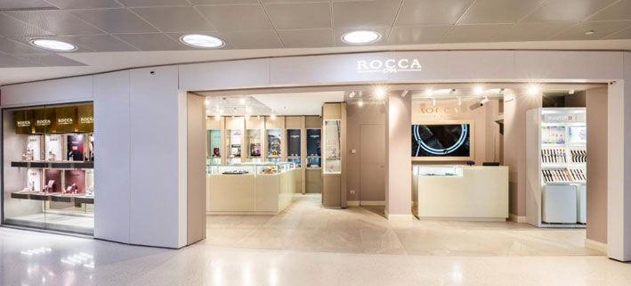 Esterno della boutique Rocca a Linate