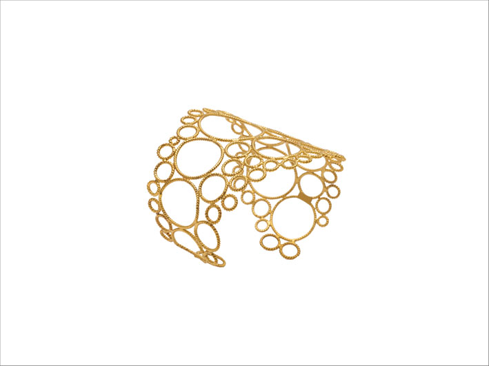 Bracciale in oro 18 carati realizzato con la tecnica della filigrana