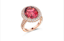 Anello in oro rosa con tormalina rosa e diamanti