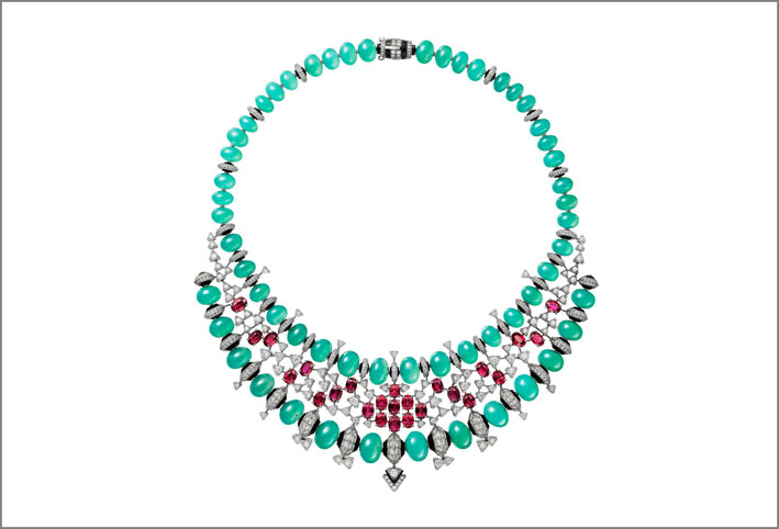 Collana Rituel con doppia fila di calcedonio azzurri, diamanti e rubini