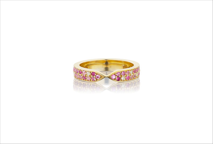 Anello in oro 14 carati e zaffiri rosa, diamanti
