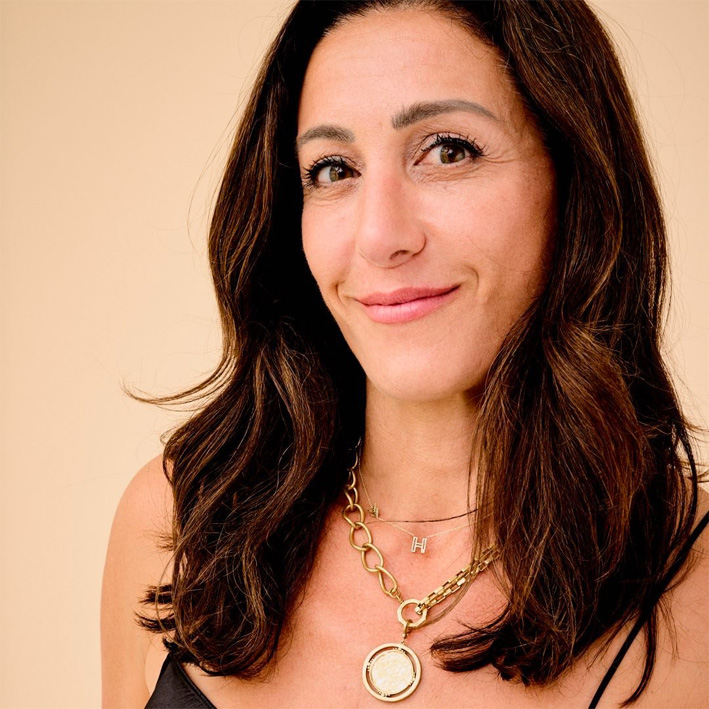 How sexy it is to sell jewelry at home 1 Jessica Herrin