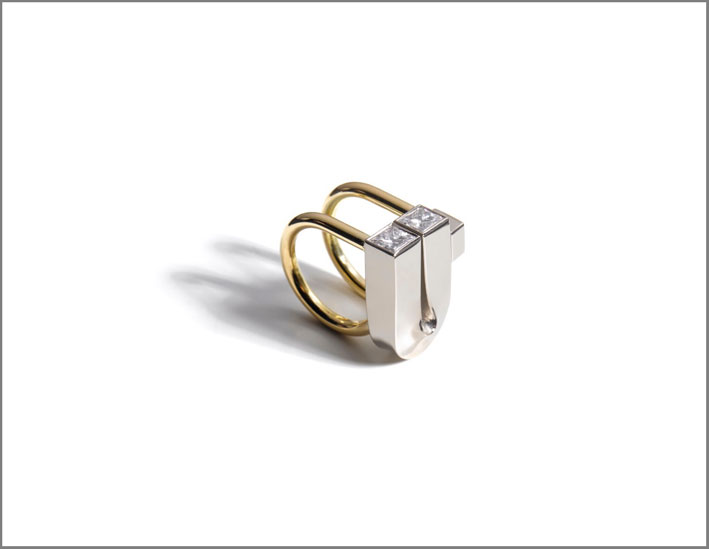 Alex Jefford, anello in oro  giallo e bianco con diamanti
