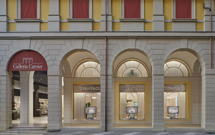 Esterno dello store Tiffany a Bologna