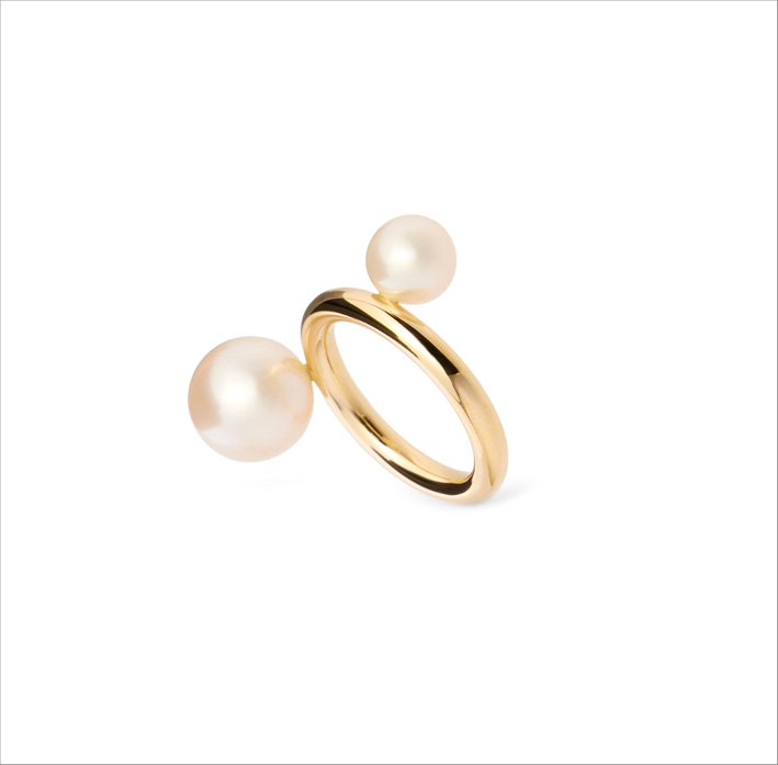 Sophie Bille Brahe's bubbles of diamonds and pearls 1 Anello La Grace in oro con perle