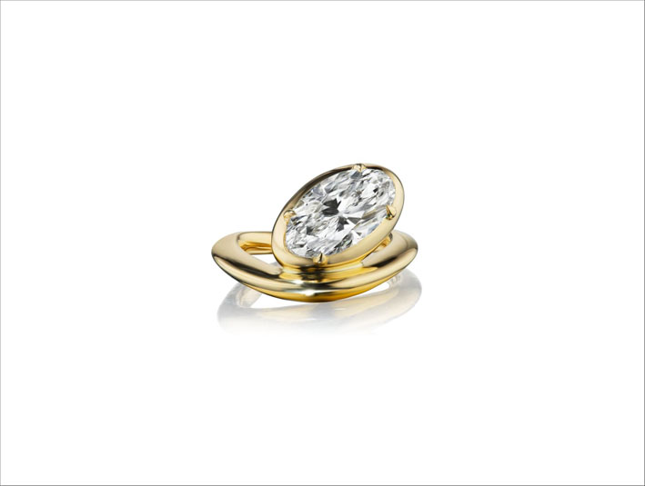 Anello Tilded Perch in oro 18 carati e diamante ovale