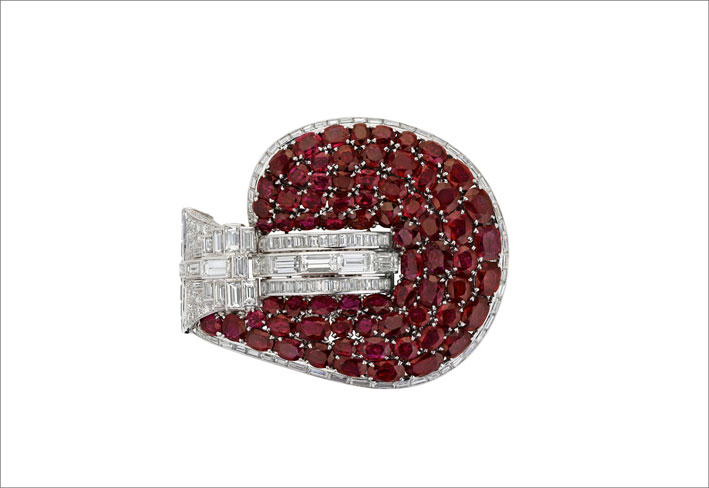 Bracciale con diamanti e rubini di Van Cleef & Arpels
