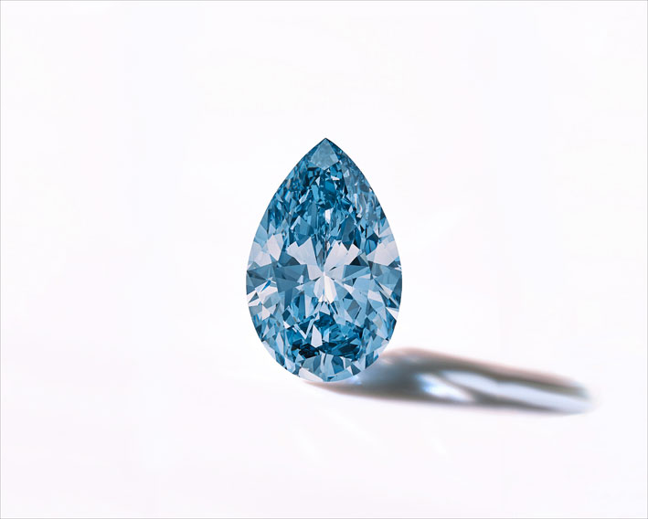 Laguna Blu è il nome del più grande diamante blu in un gioiello Bulgari