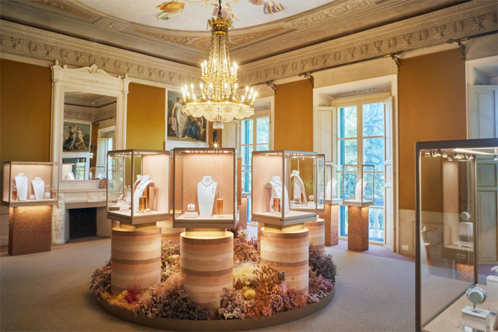 La mostra di gioielli Cartier a Villa Reale di Marlia