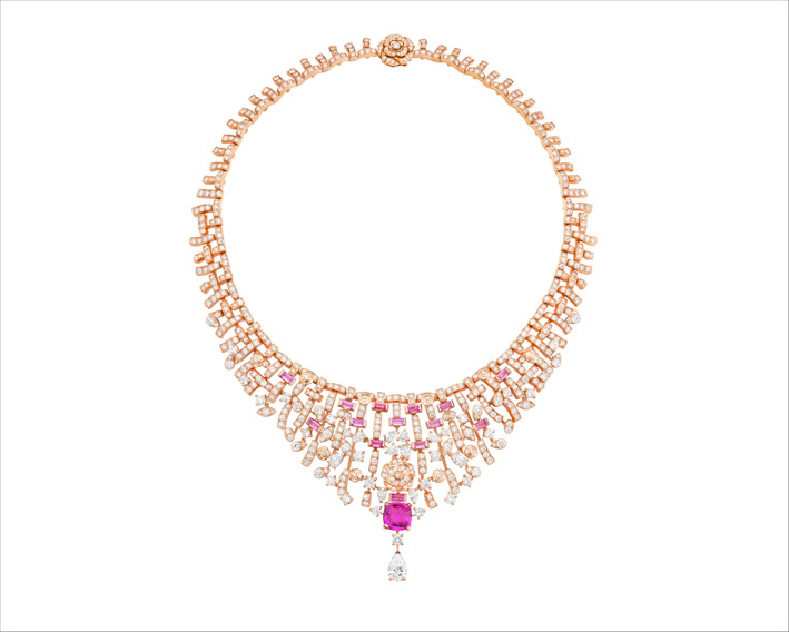 Collana Tweed Pétale in oro rosa, diamanti, zaffiri rosa