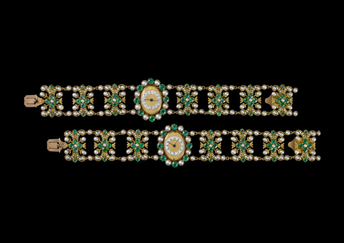 Due bracciali-orologio in oro, perle, smeraldi. @Nils Herrmann