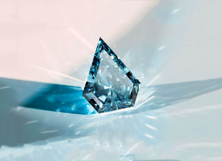 Fred Audacious Blue, diamanti di laboratorio che pesa 8,88 carati