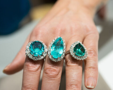 Anelli con tormalina Paraiba di Sutra