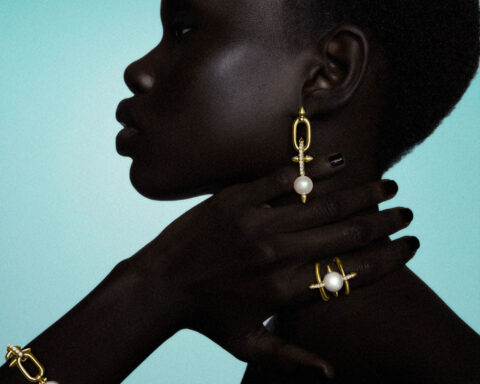 Tiffany Titan by Pharrell Williams indossati