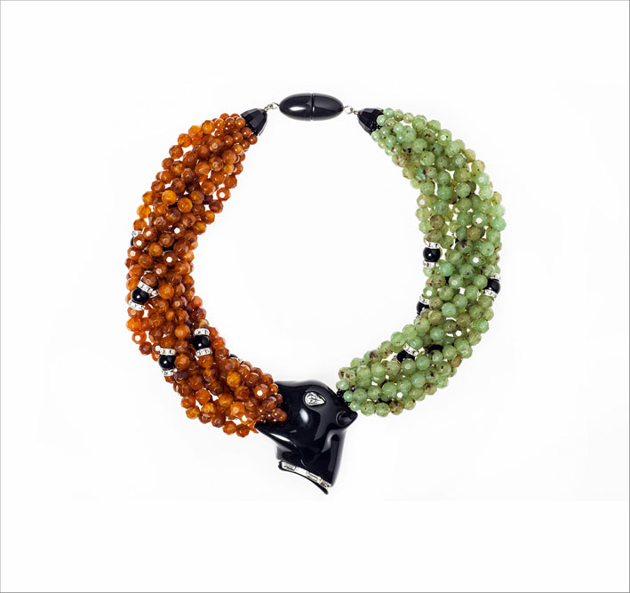 Collana Pantera a torciglione, in esposizione alla mostra Donne protagoniste del 900 presso il Museo del Costume, Palazzo Pitti, Firenze