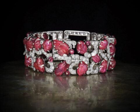 Bracelet Art Déco in platino, rubini e diamanti, circa 1930, Paul Fisher