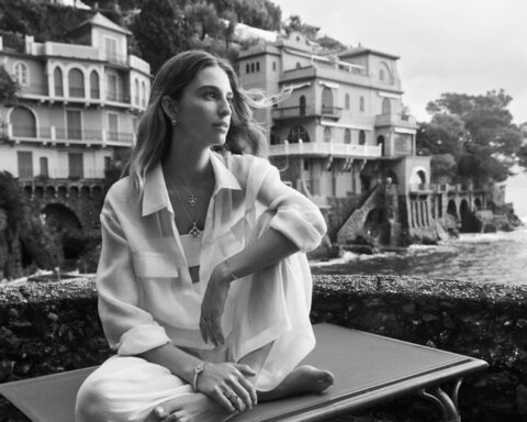 Talita von Fürstenberg indossa gioielli della collezione Opera