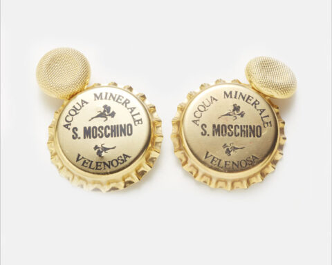 Gemelli con tappi di acqua minerali by Moschino