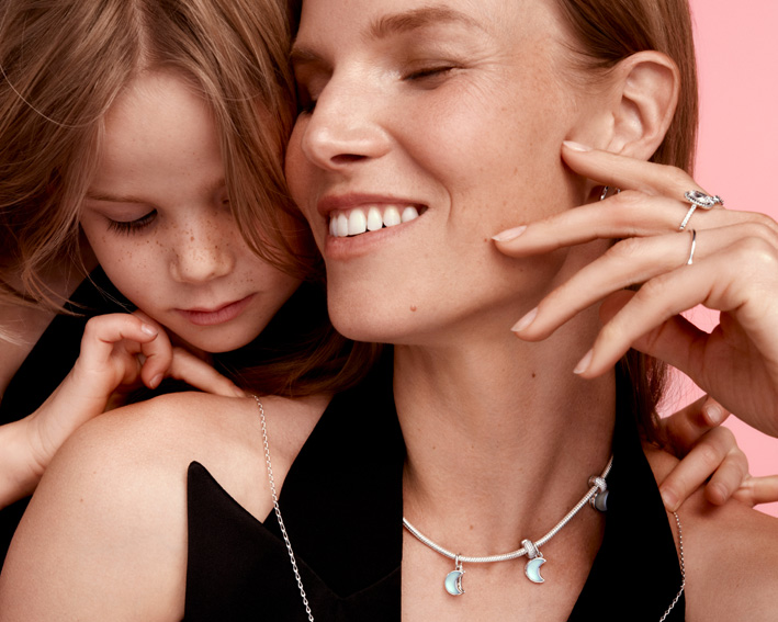 Gioielli Pandora per Natale