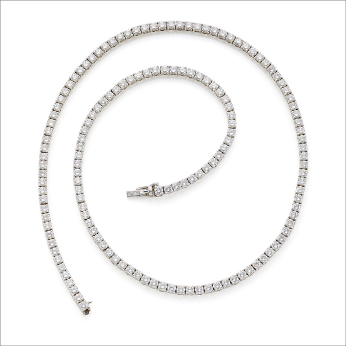 Buccellati-Ring bei Faraone Casa d'Aste am begehrtesten 2 Cartier, collier della collezione Lignes Essentielles