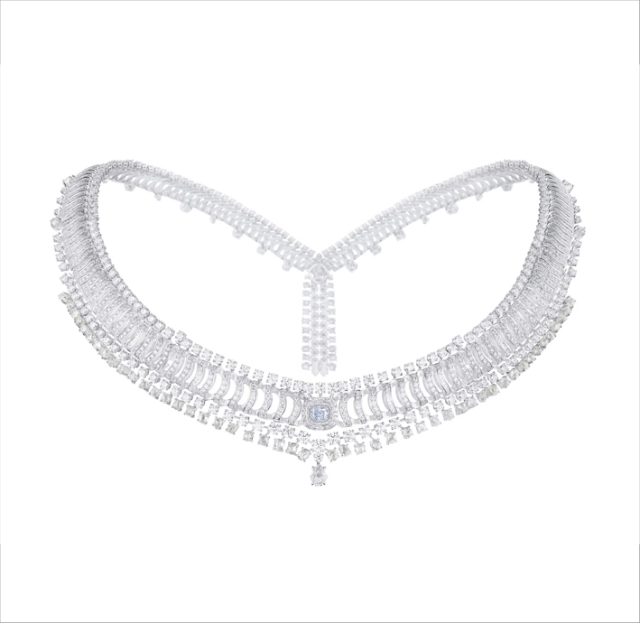 Collana con un diamante Fancy Intense Blue da 1,12 carati