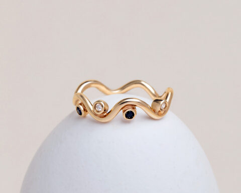 Anello ispirato agli spaghetti cacio & pepe