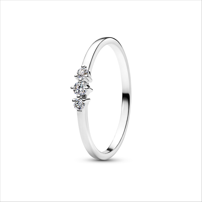 Diamantes cultivados en laboratorio de Pandora ya disponibles en Italia 4 Anello in oro bianco e diamanti creati in laboratorio
