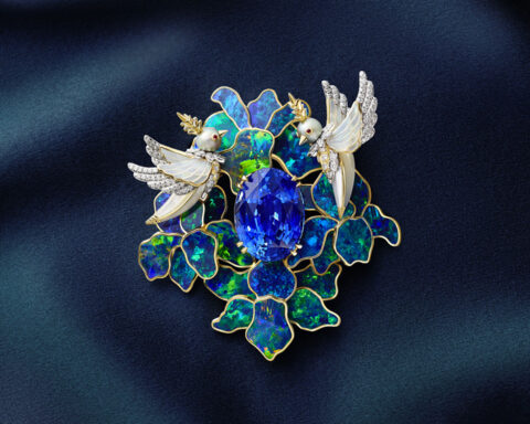 Legendary Bird: The Sapphire Edition