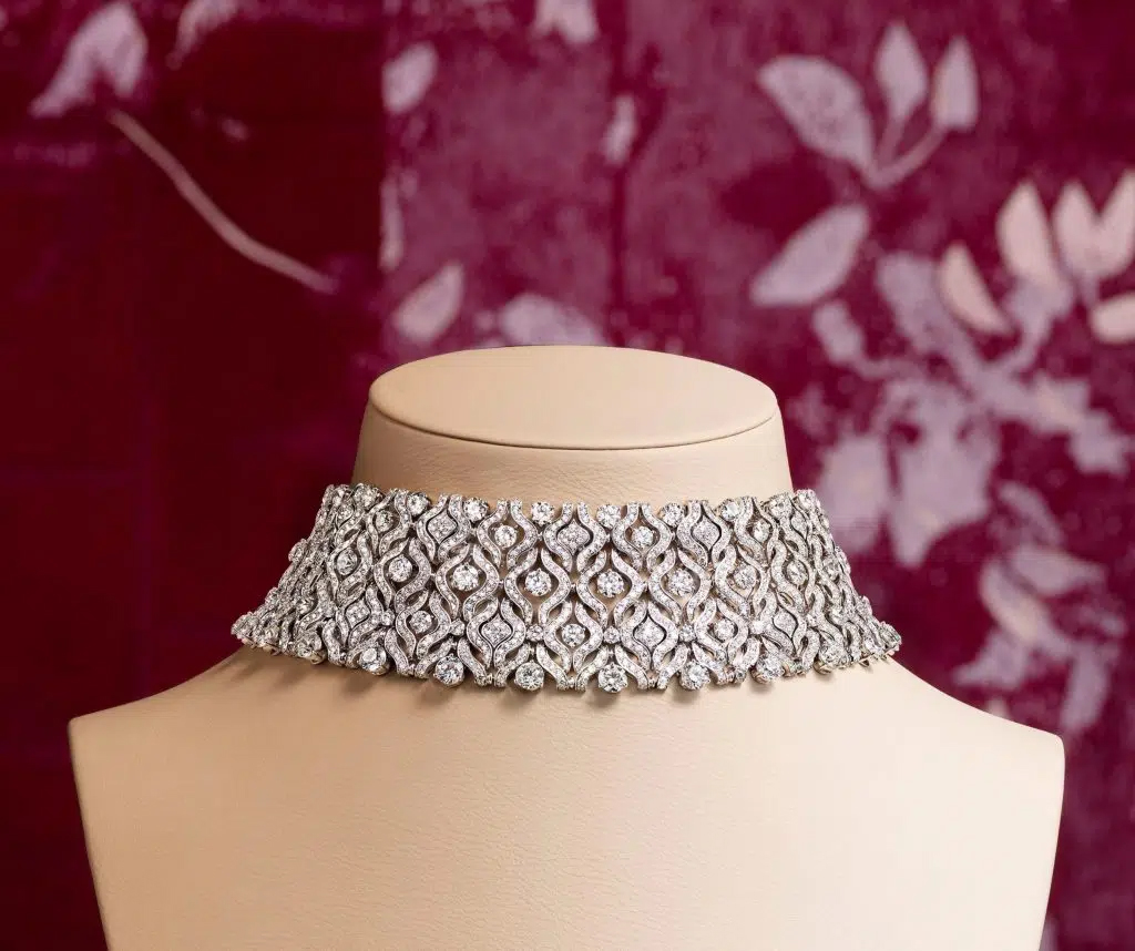 I pizzi con diamanti di Bulgari 3 Choker in oro bianco e diamanti