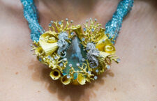 Dettaglio della collana della collezione Tesori del Mare, con acquamarina di 122,9 carati, oro, diamanti. Copyright: gioiellis.com