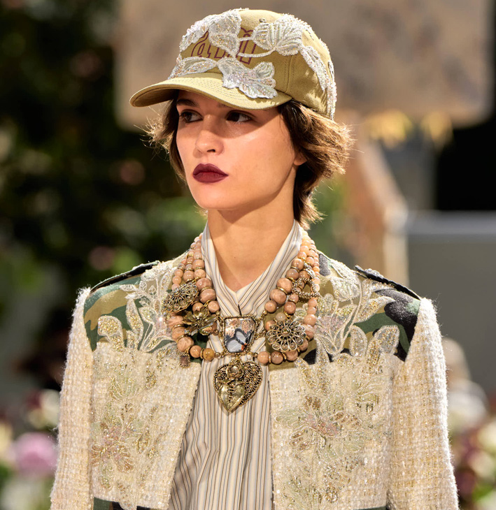 Giovanni Raspini in passerella con Antonio Marras 3 Collana Cuoremio