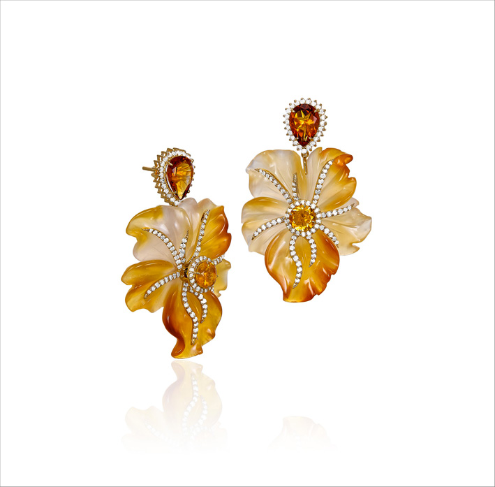 Márcia Longman, Narciso earrings